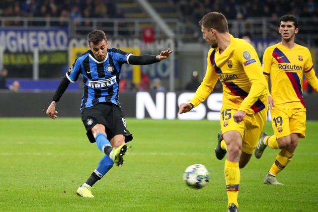 周琦15+9首钢胜深圳 郭艾伦40分广州不敌北控