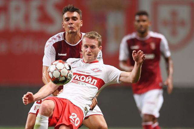 小萨三双詹姆斯18+13+9 国王常规赛横扫湖人