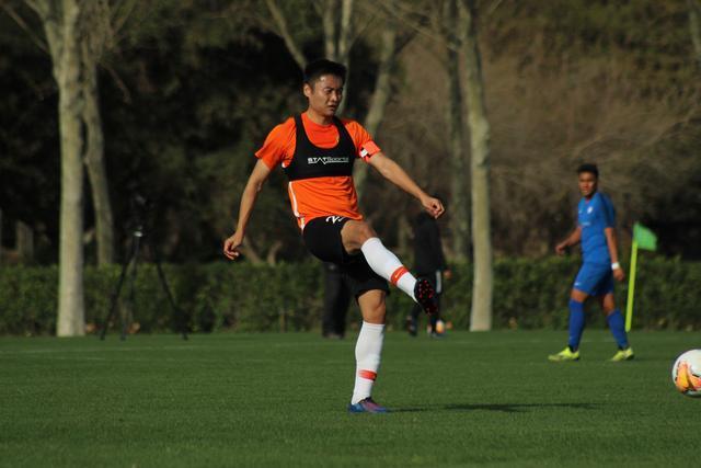 赵剑波击败孟凡雨 登顶独牙传奇中式九球青岛精英赛